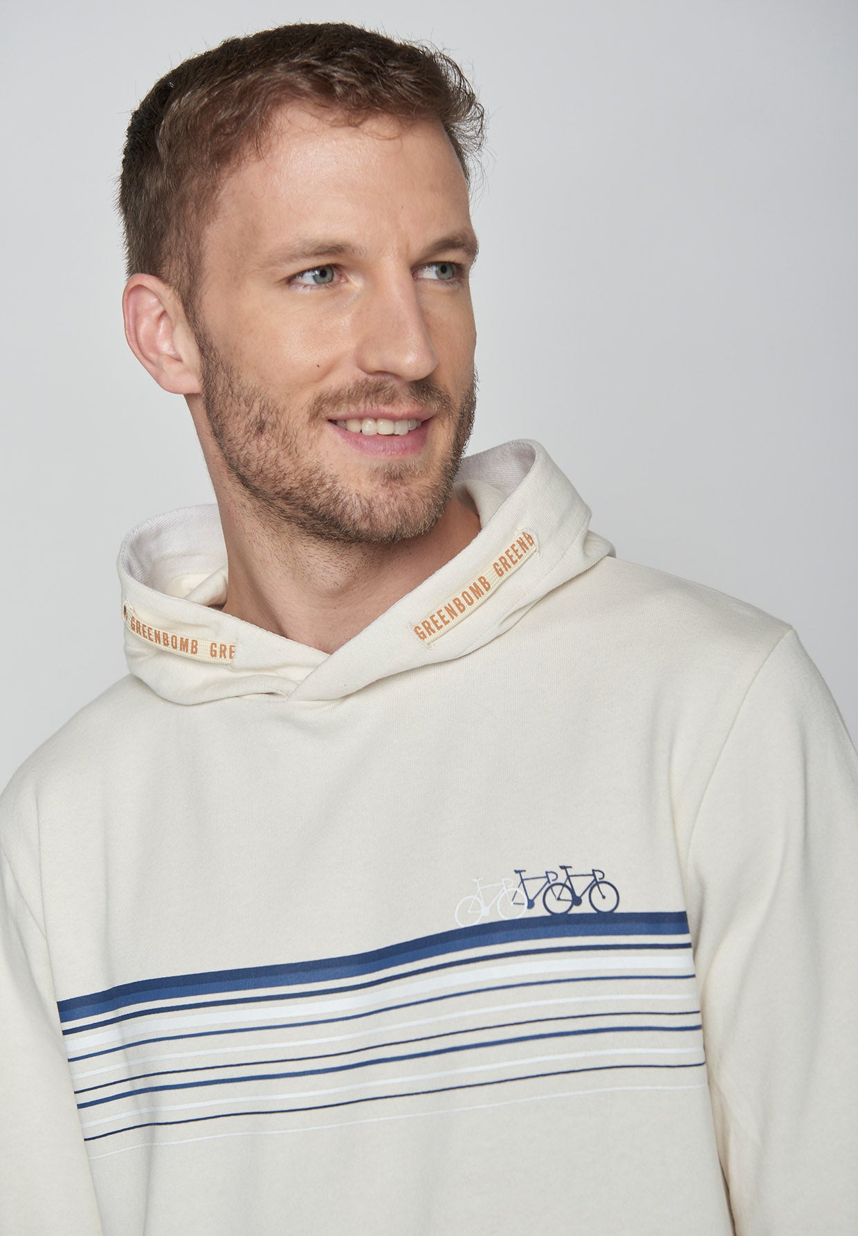 Creme White: Kuschliger Hoodie aus Bio-Baumwolle für Herren [10019]