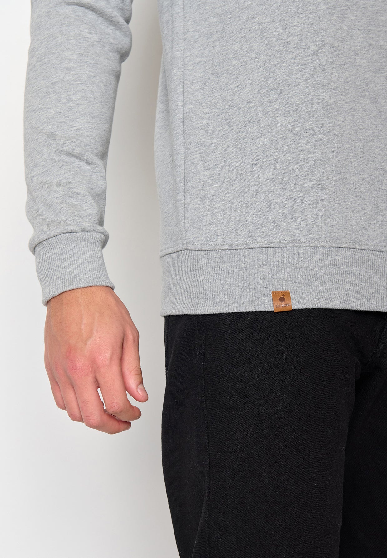 Heather Grey: Gemütliches Sweatshirt aus Bio-Baumwolle für Herren [10103]