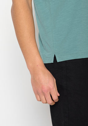 Deep Sage: Lässiges T-Shirt aus Bio-Baumwoll Mix für Herren [10169]