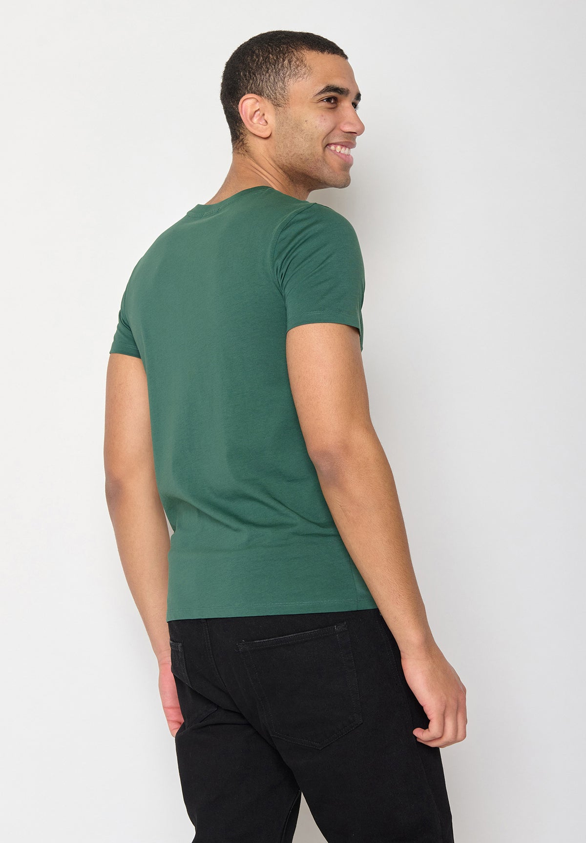 Grün:  Sportliches T-Shirt aus Bio-Baumwolle für Herren [10282]