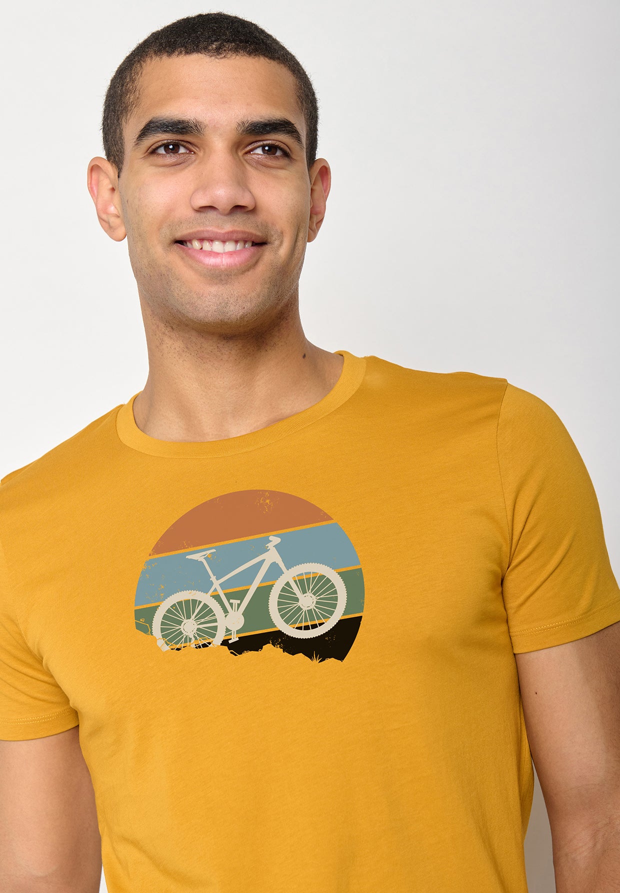 Ochre: Sportliches T-Shirt aus Bio-Baumwolle für Herren [10285]