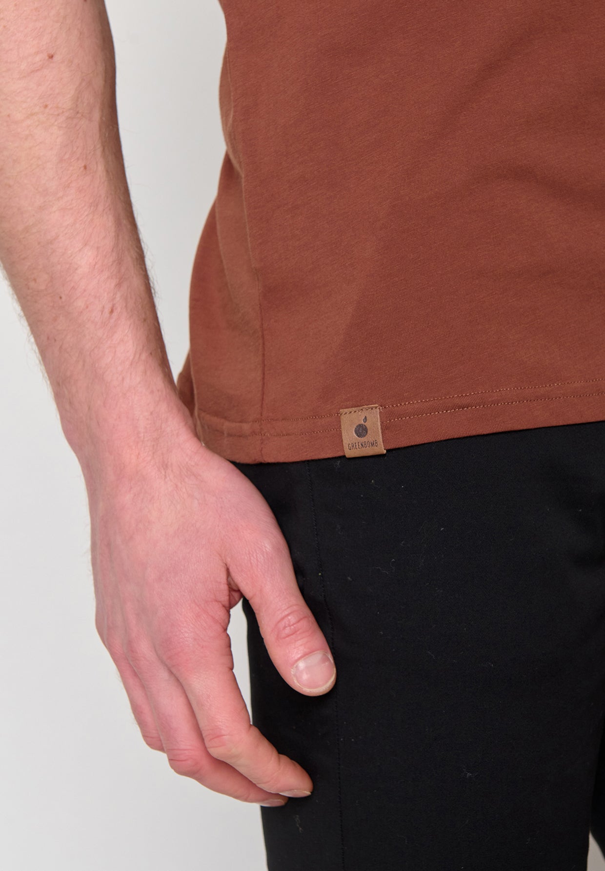 Nutmeg: Lässiges T-Shirt aus Bio-Baumwolle für Herren [10403]