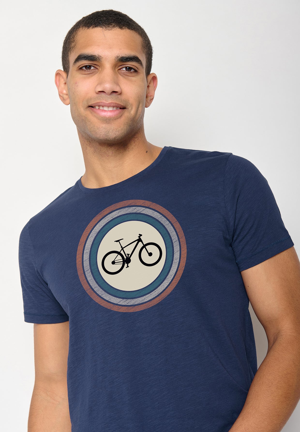 Blau:  Lässiges T-Shirt aus Bio-Baumwolle für Herren [10504]