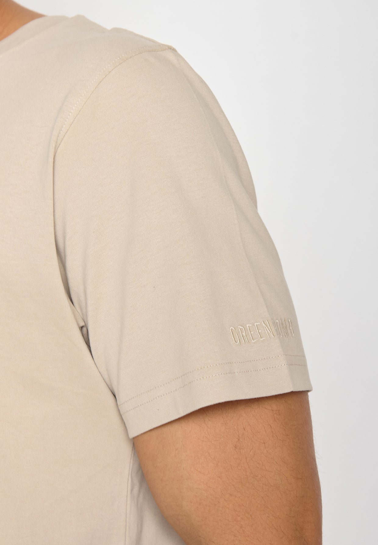 Latte: Lässiges Oversize-T-Shirt aus Bio-Baumwolle für Herren [10586]