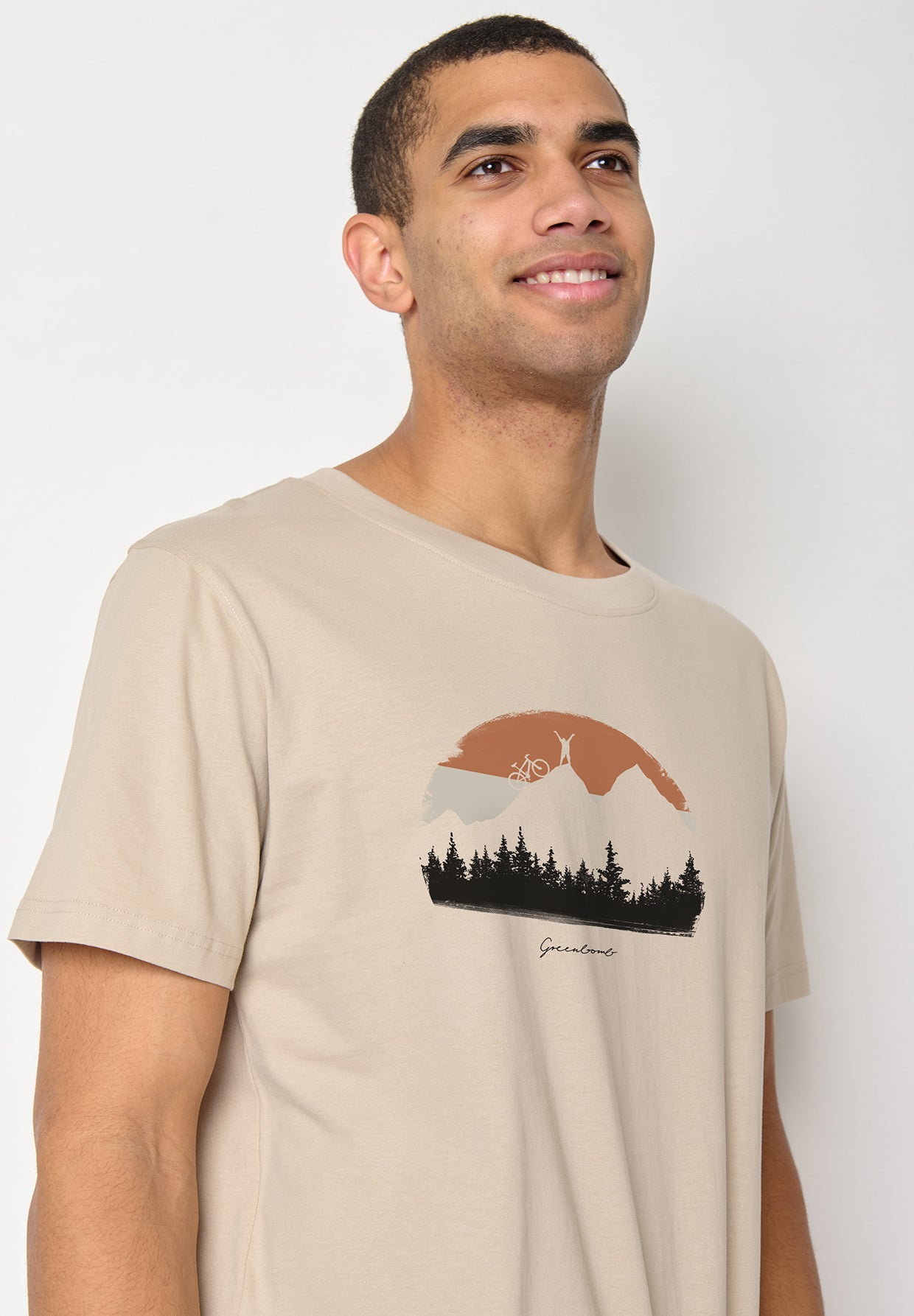 Latte: Lässiges T-Shirt aus Bio-Baumwolle für Herren [10601]