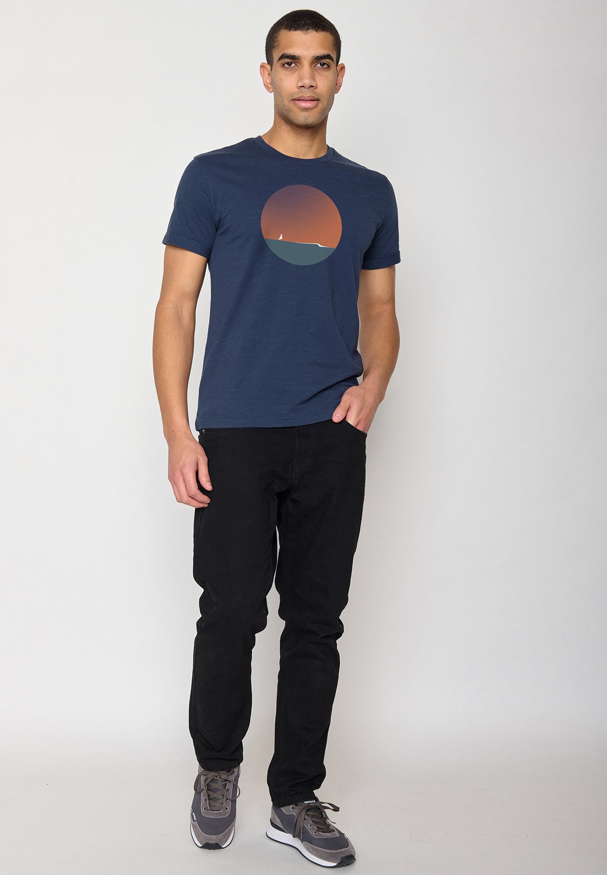 Navy: Lässiges T-Shirt aus Bio-Baumwoll Mix für Herren [10675]