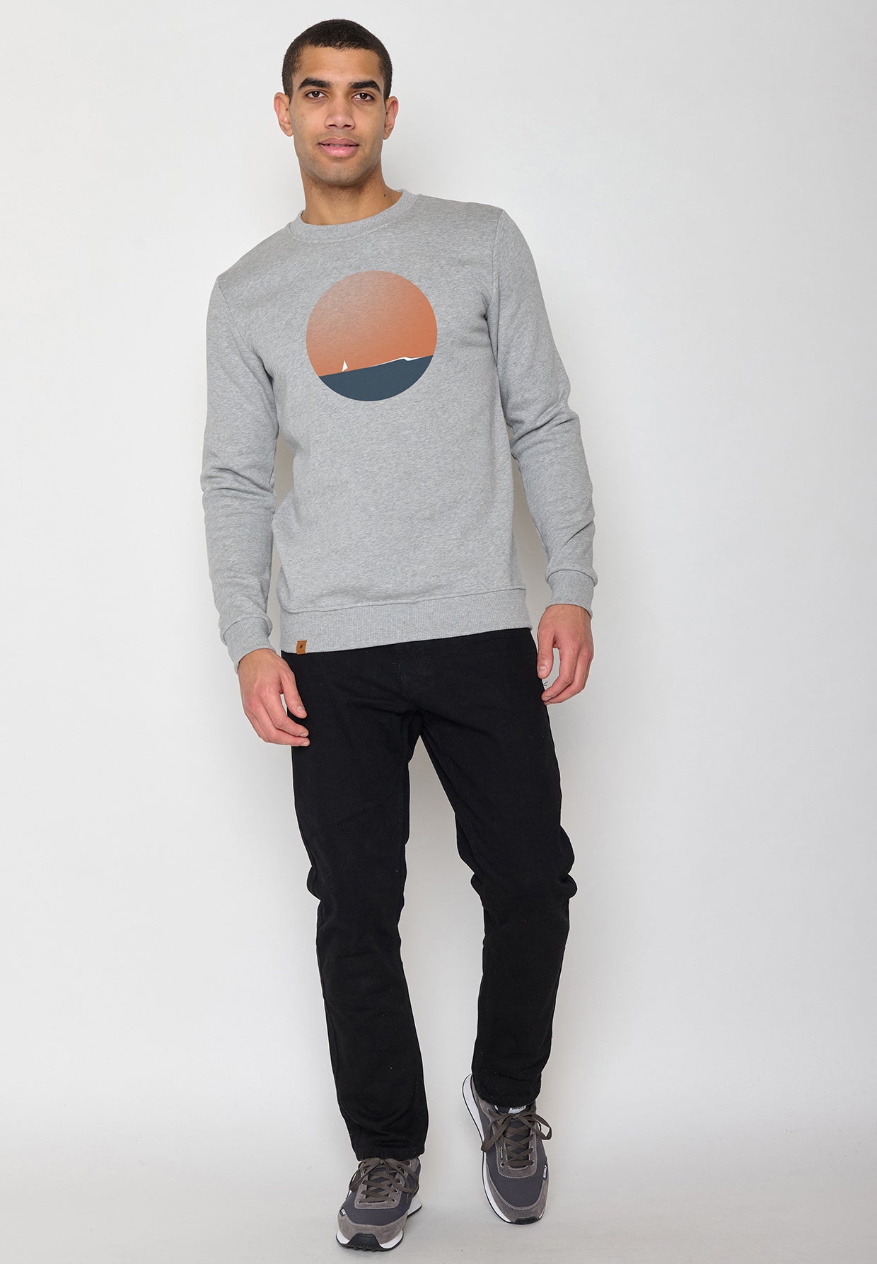 Heather Grey: Gemütliches Sweatshirt aus Bio-Baumwolle für Herren [10680]