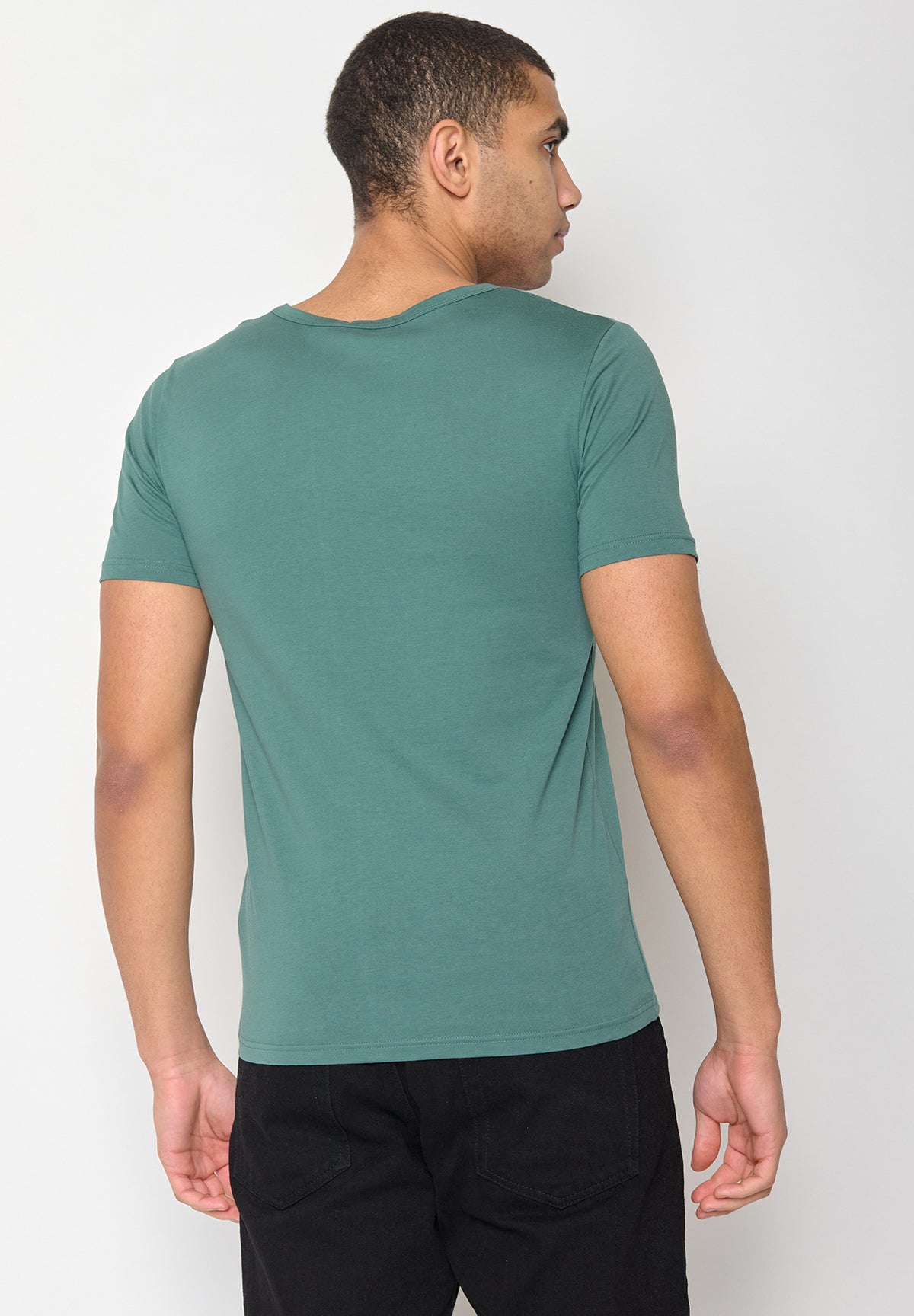 Deep Sage: Lässiges T-Shirt aus Bio-Baumwolle für Herren [10755]