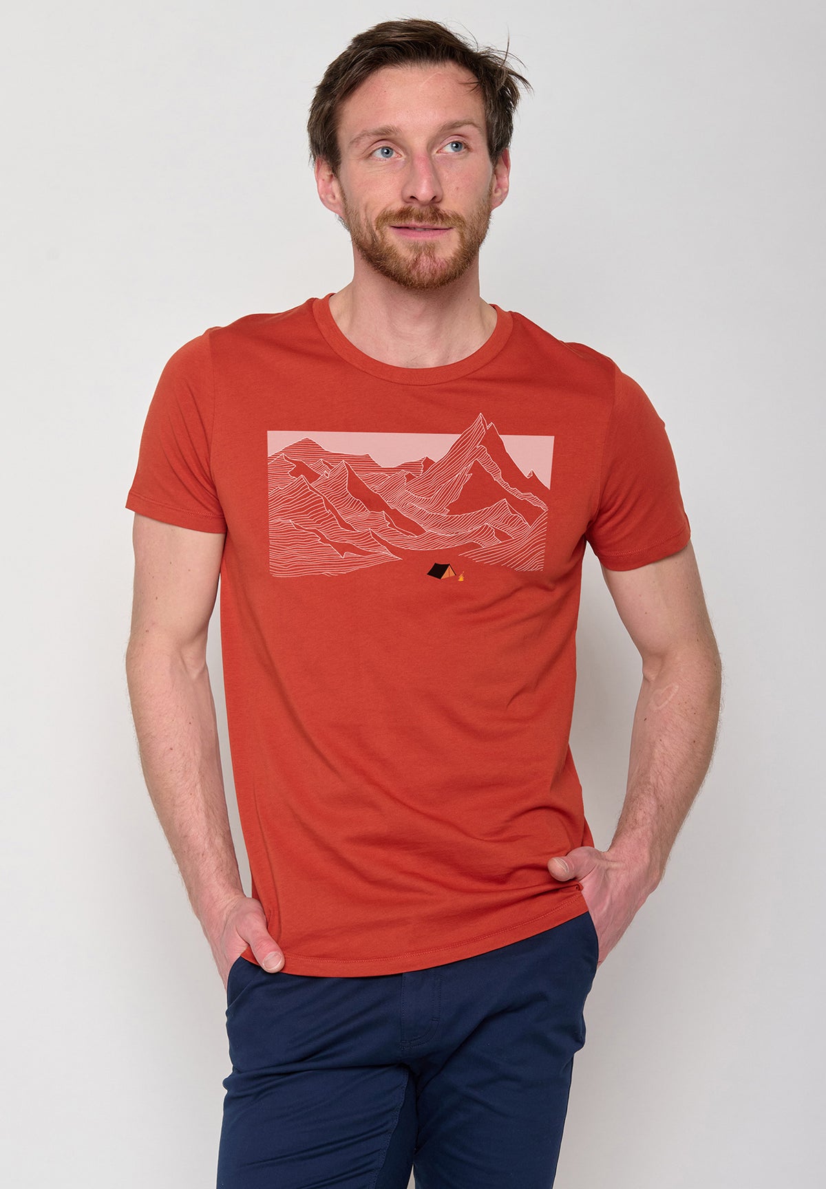 Clay Red: Sportliches T-Shirt aus Bio-Baumwolle für Herren [10772]