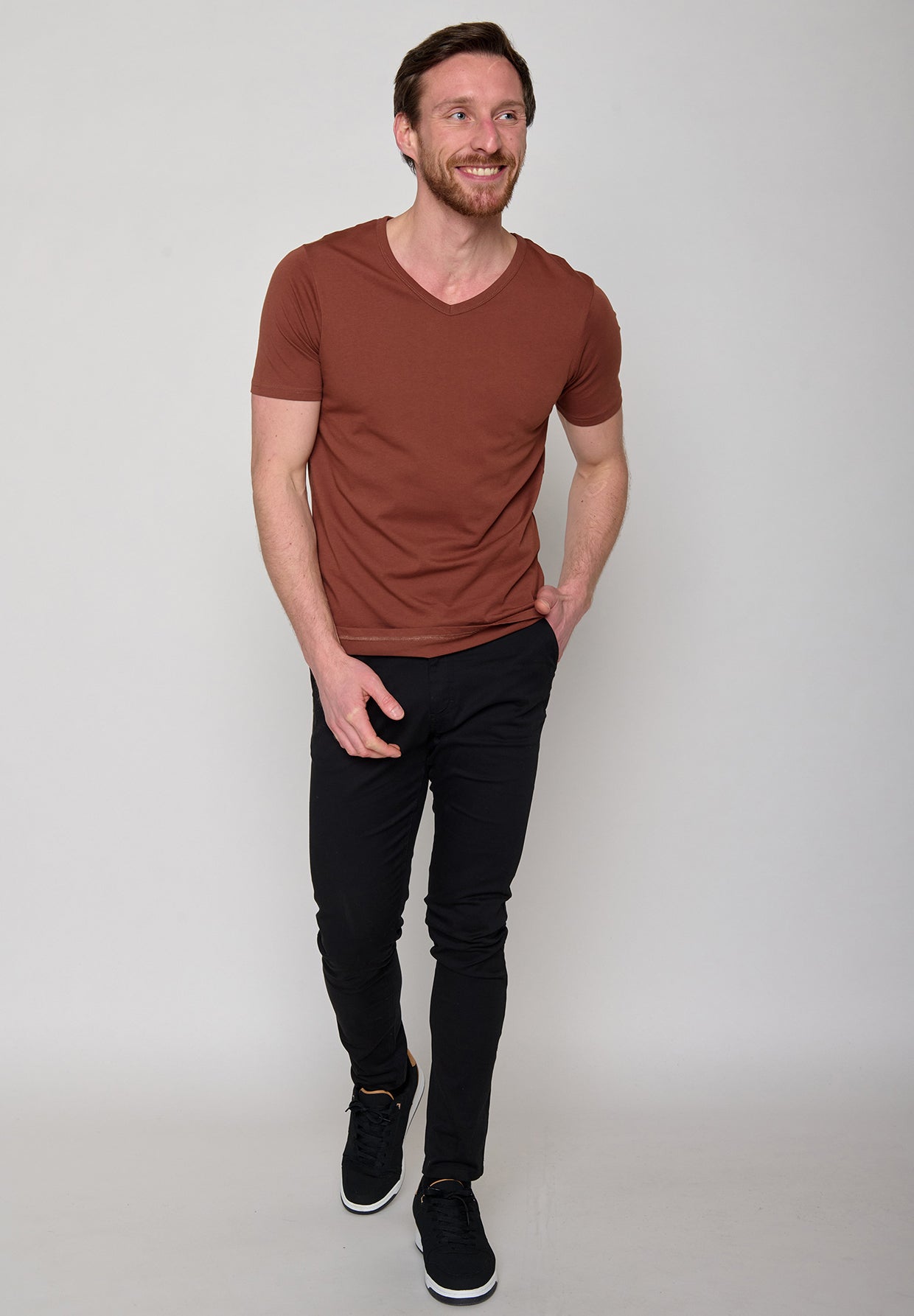 Nutmeg: Lässiges T-Shirt aus Bio-Baumwolle für Herren [10862]