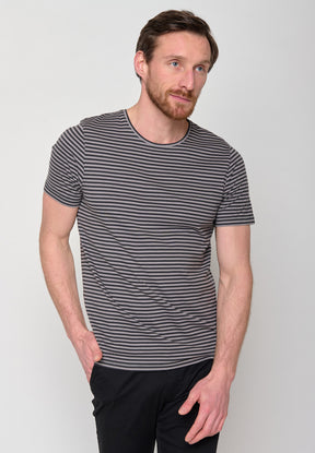Grey Stripes: Sportliches T-Shirt aus Bio-Baumwolle für Herren [10883]