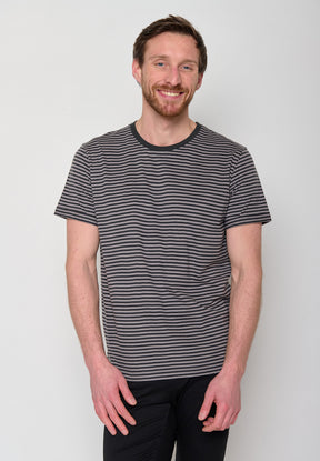 Grey Stripes: Lässiges T-Shirt aus Bio-Baumwoll Mix für Herren [10915]