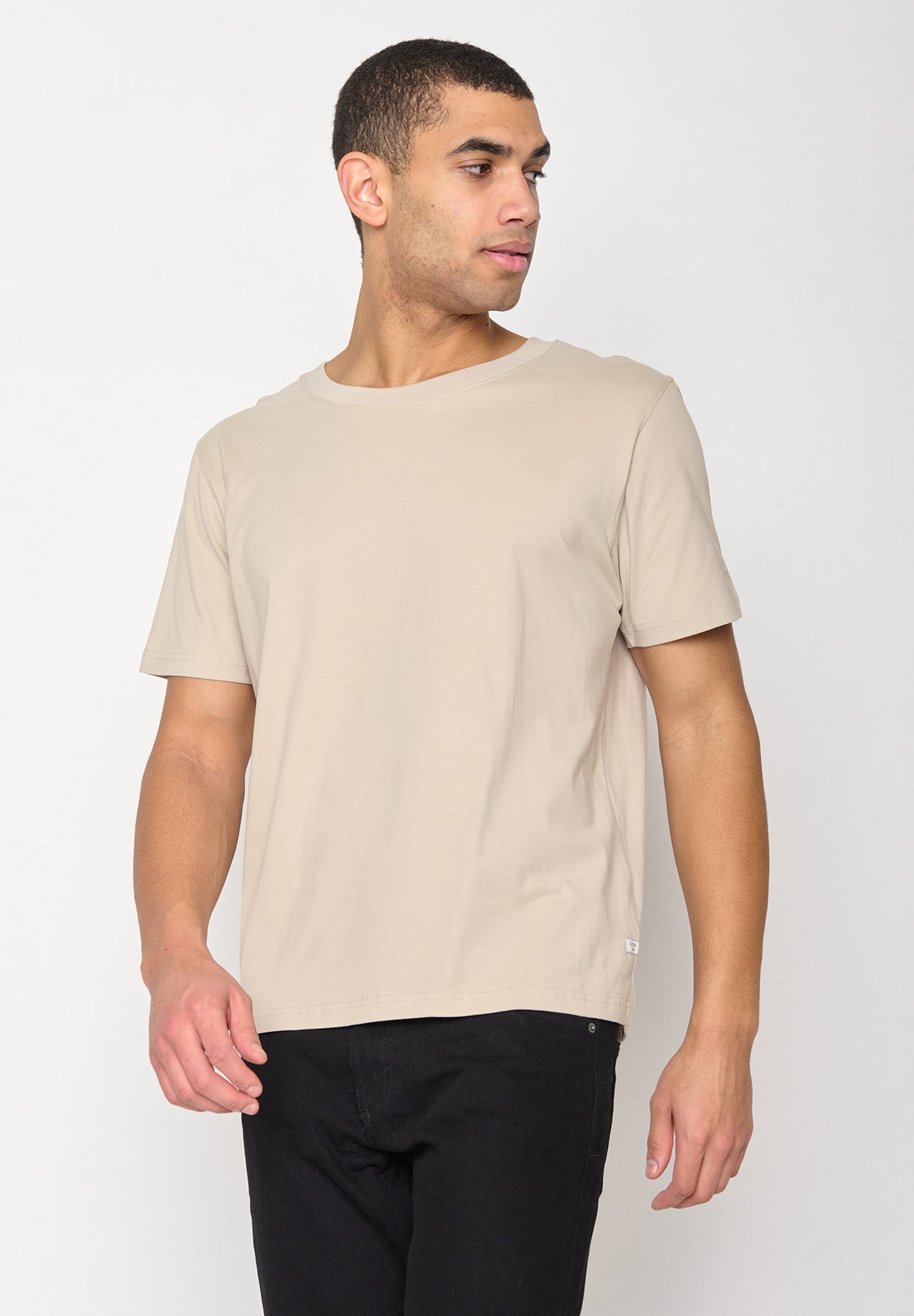 Latte: Lässiges Oversize-T-Shirt aus Bio-Baumwolle für Herren [10926]
