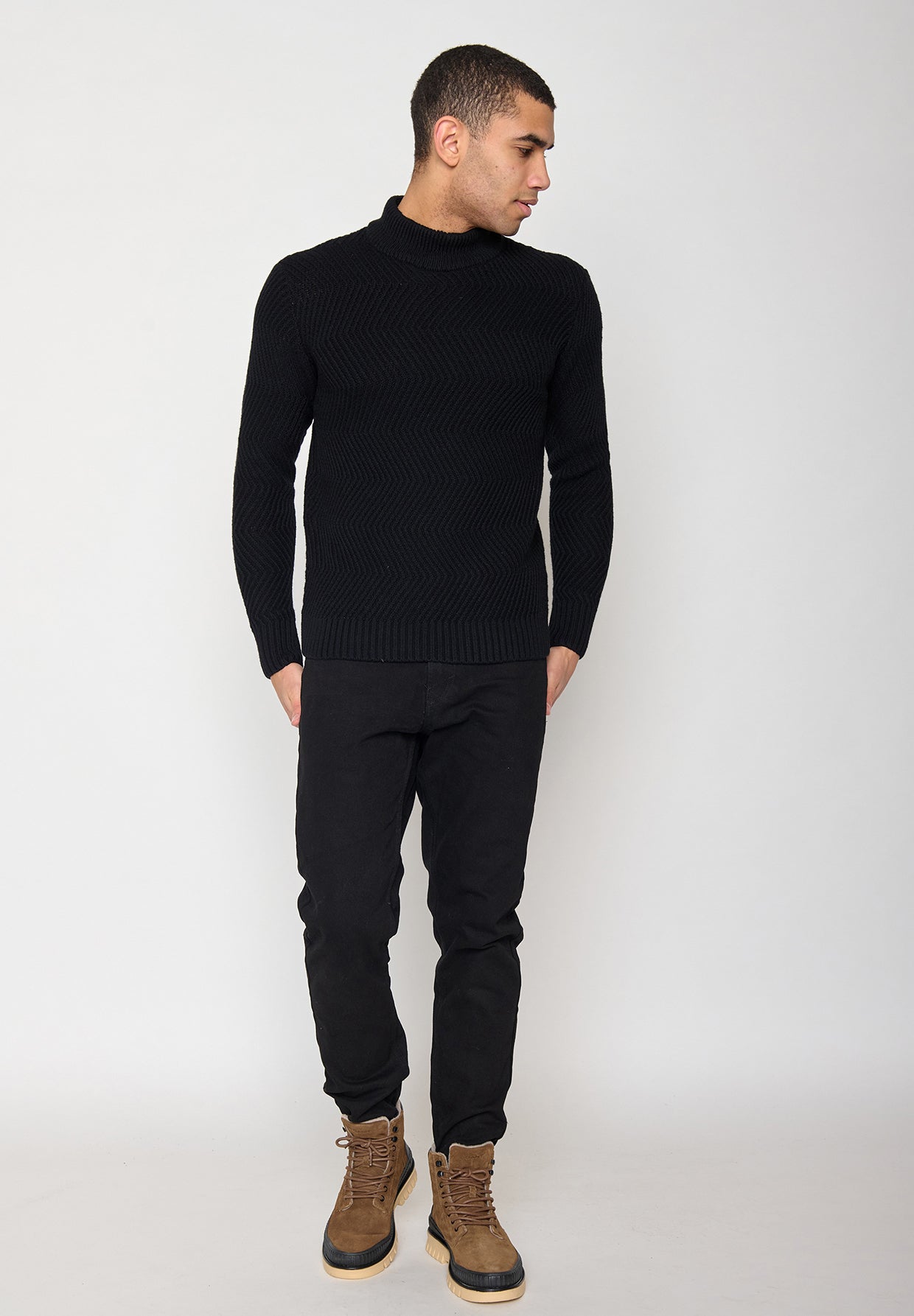 Schwarz:  Gemütlicher Strickpullover aus Woll Mix für Herren [11050]