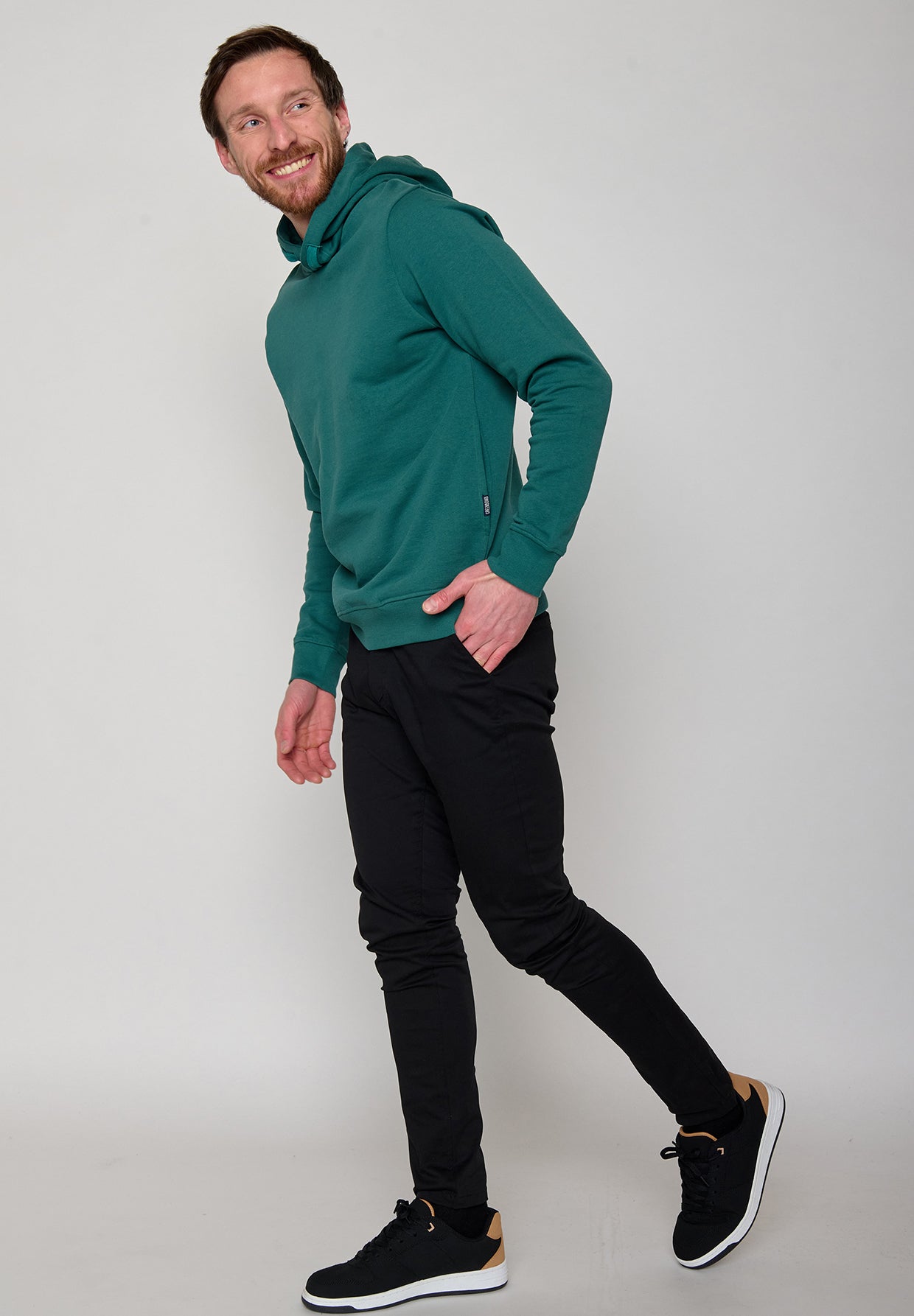 Jungle Green: Kuschliger Hoodie aus Bio-Baumwolle für Herren [11094]