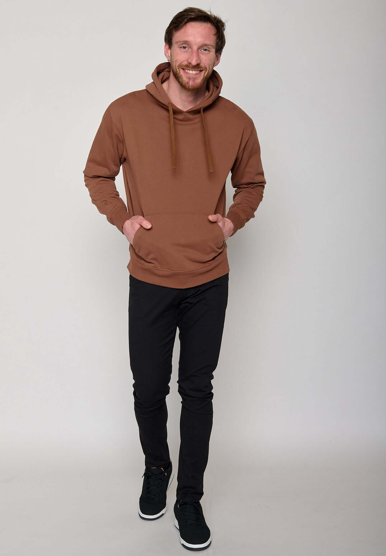 Rot:  Gemütlicher Hoodie aus Bio-Baumwolle für Herren [11105]