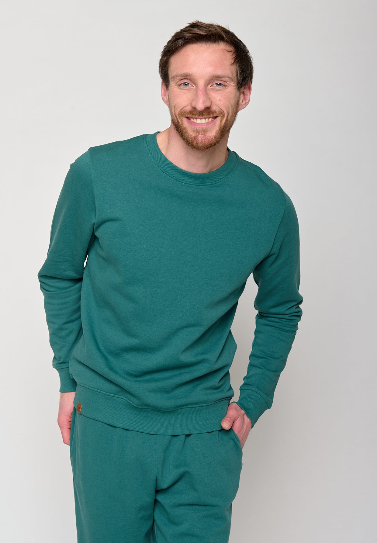 Jungle Green: Gemütliches Sweatshirt aus Bio-Baumwolle für Herren [11121]