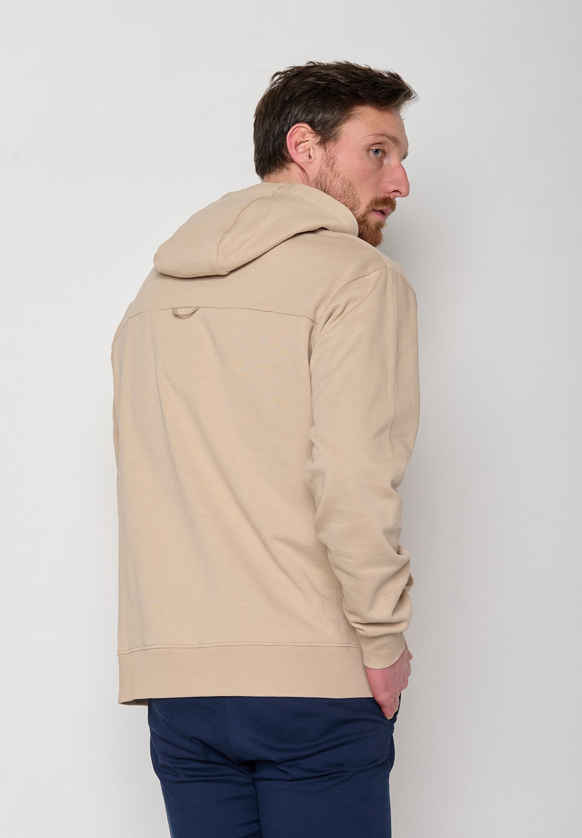 Latte: Gemütlicher Hoodie aus Bio-Baumwolle für Herren [11161]