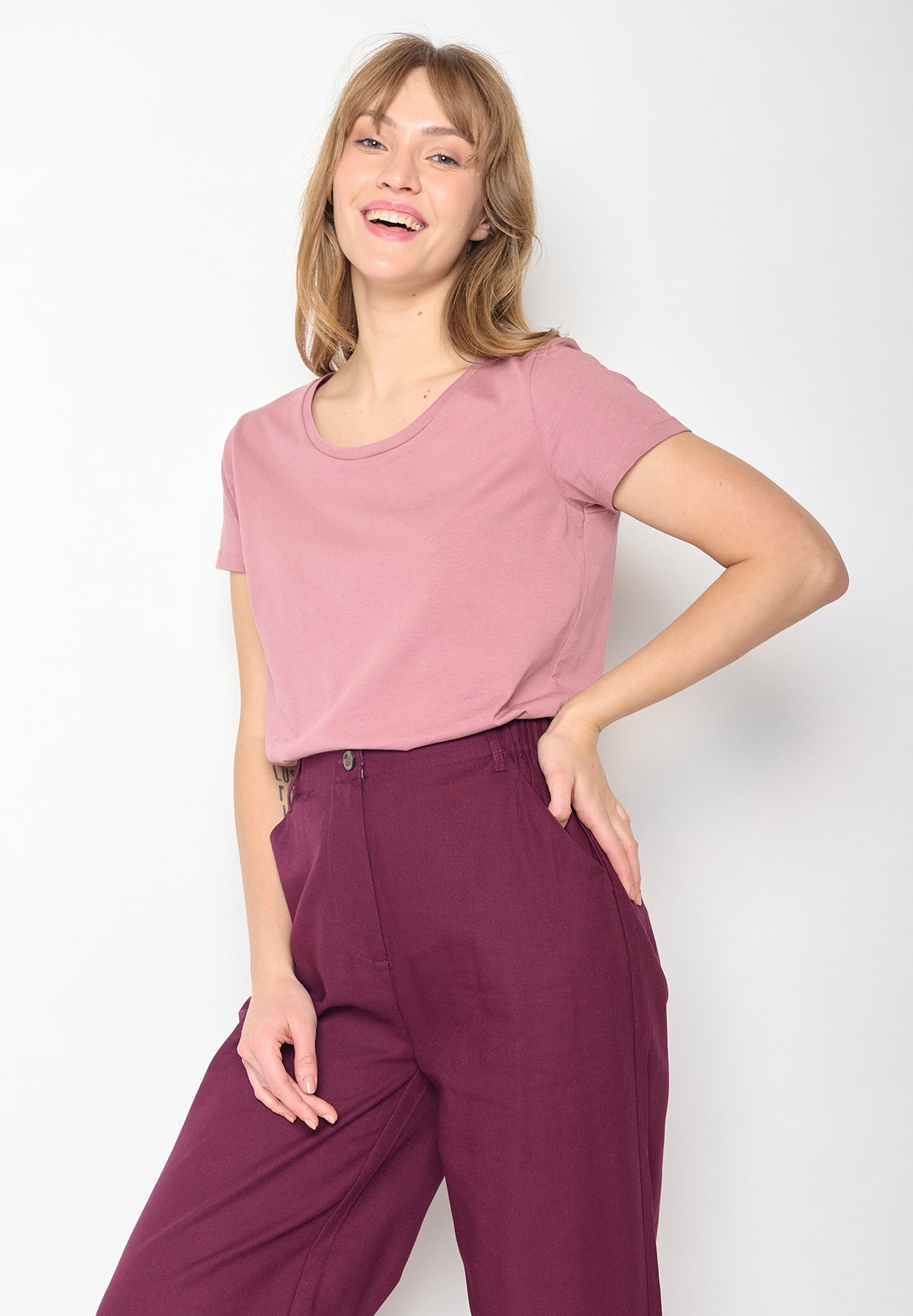 Old Rose: Sportliches T-Shirt aus Bio-Baumwolle für Damen [11244]