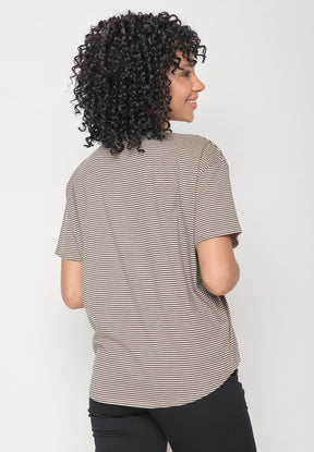 Latte Stripes: Lässiges T-Shirt aus Bio-Baumwoll-Mix für Damen [11285]