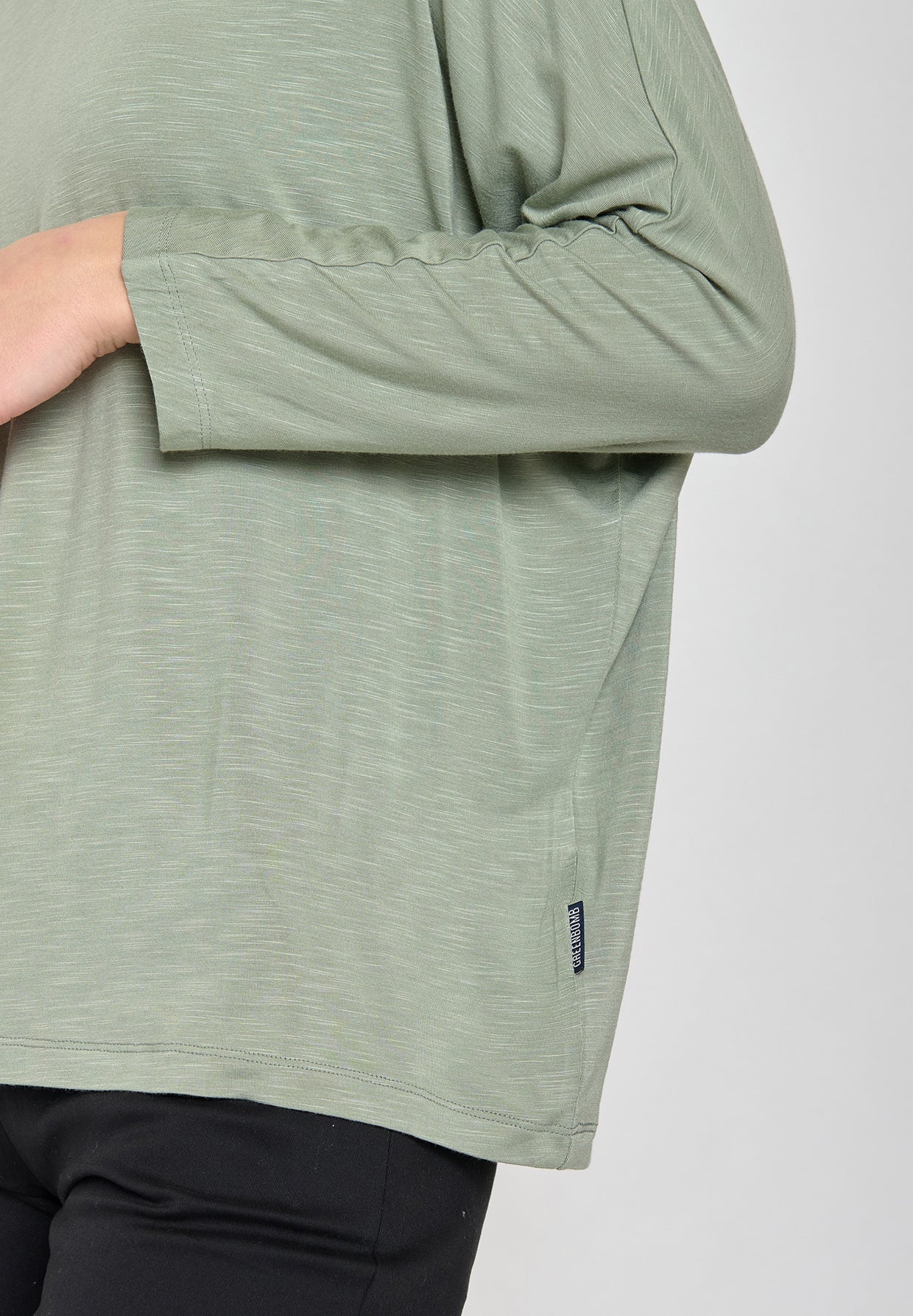 Pale Green: Gemütliches Longsleeve aus Viskose (LENZING™ ECOVERO™) Mix für Damen [11309]