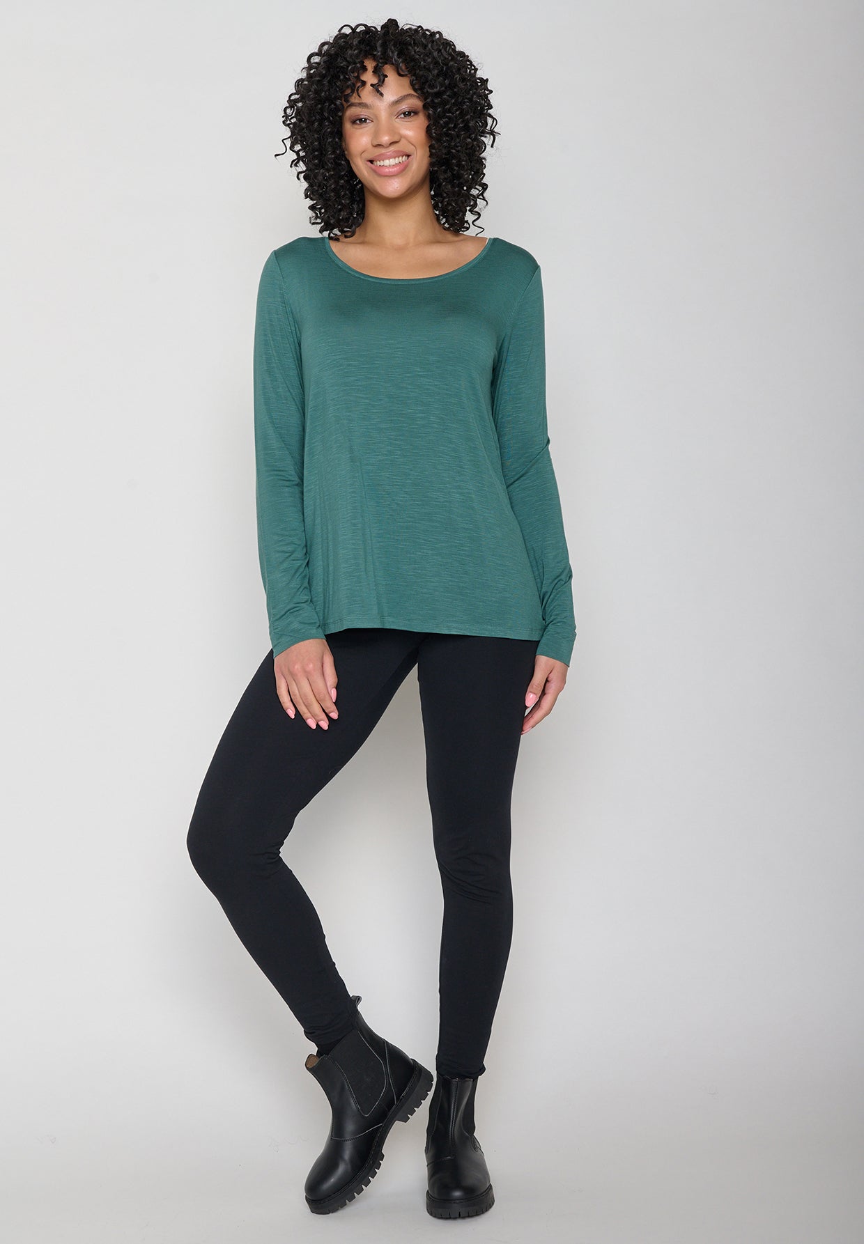 Grün:  Lässiges Longsleeve aus Viskose (LENZING™ ECOVERO™) Mix für Damen [11321]