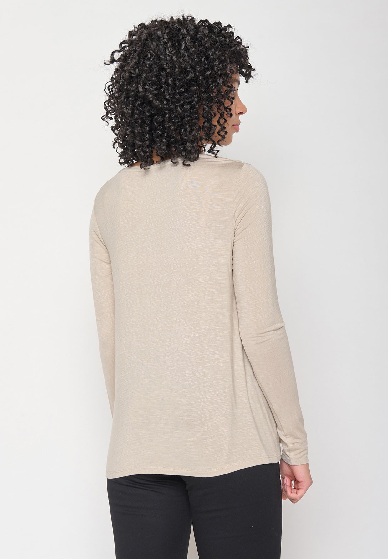 Latte: Lässiges Longsleeve aus Viskose (LENZING™ ECOVERO™) Mix für Damen [11327]