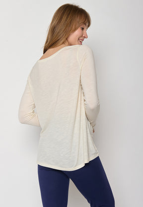 Creme White: Lässiges Longsleeve aus Viskose (LENZING™ ECOVERO™) Mix für Damen [11333]