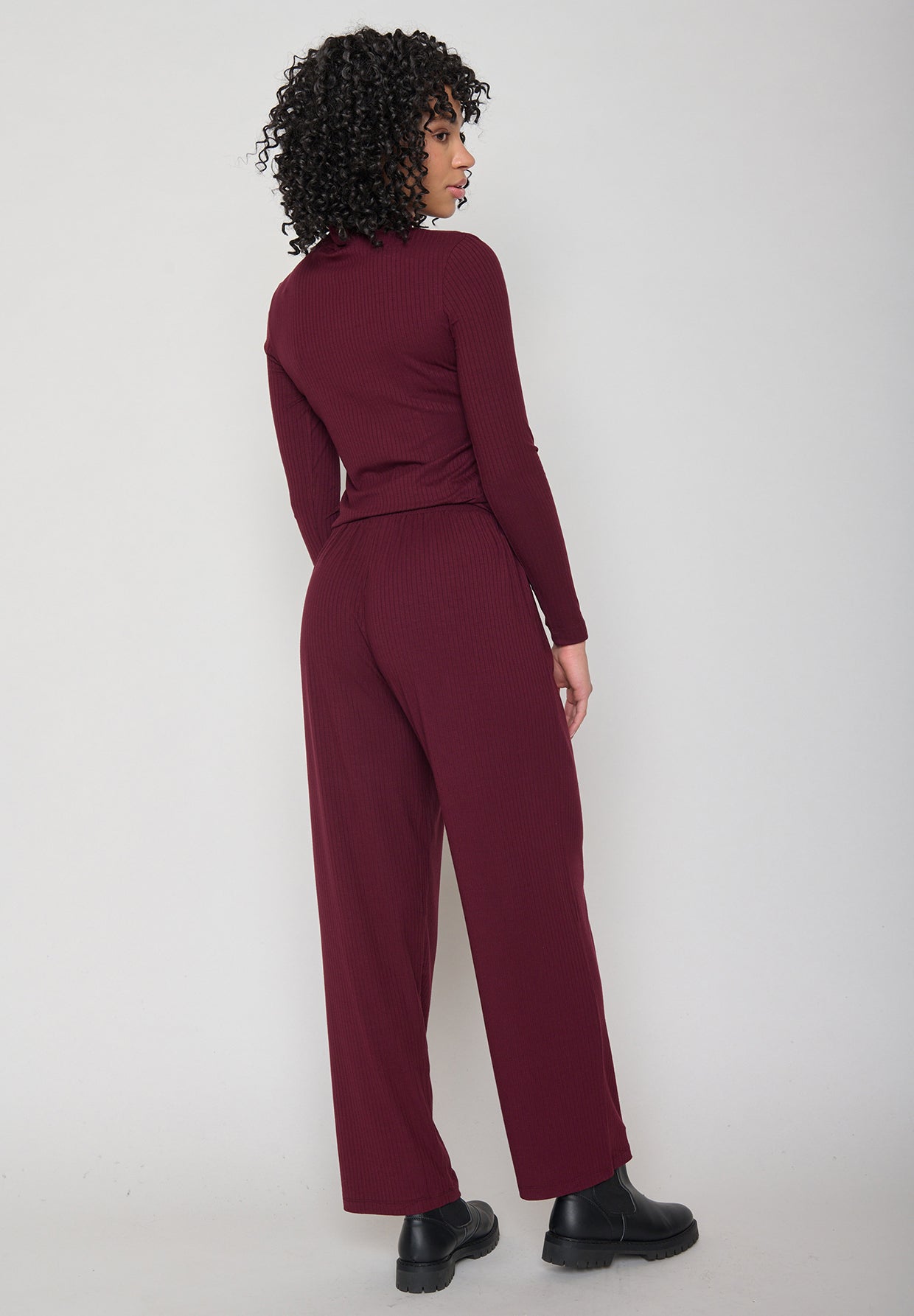 Velvet Rain: Lässige Hose aus LENZING™ ECOVERO™ für Damen [11502]