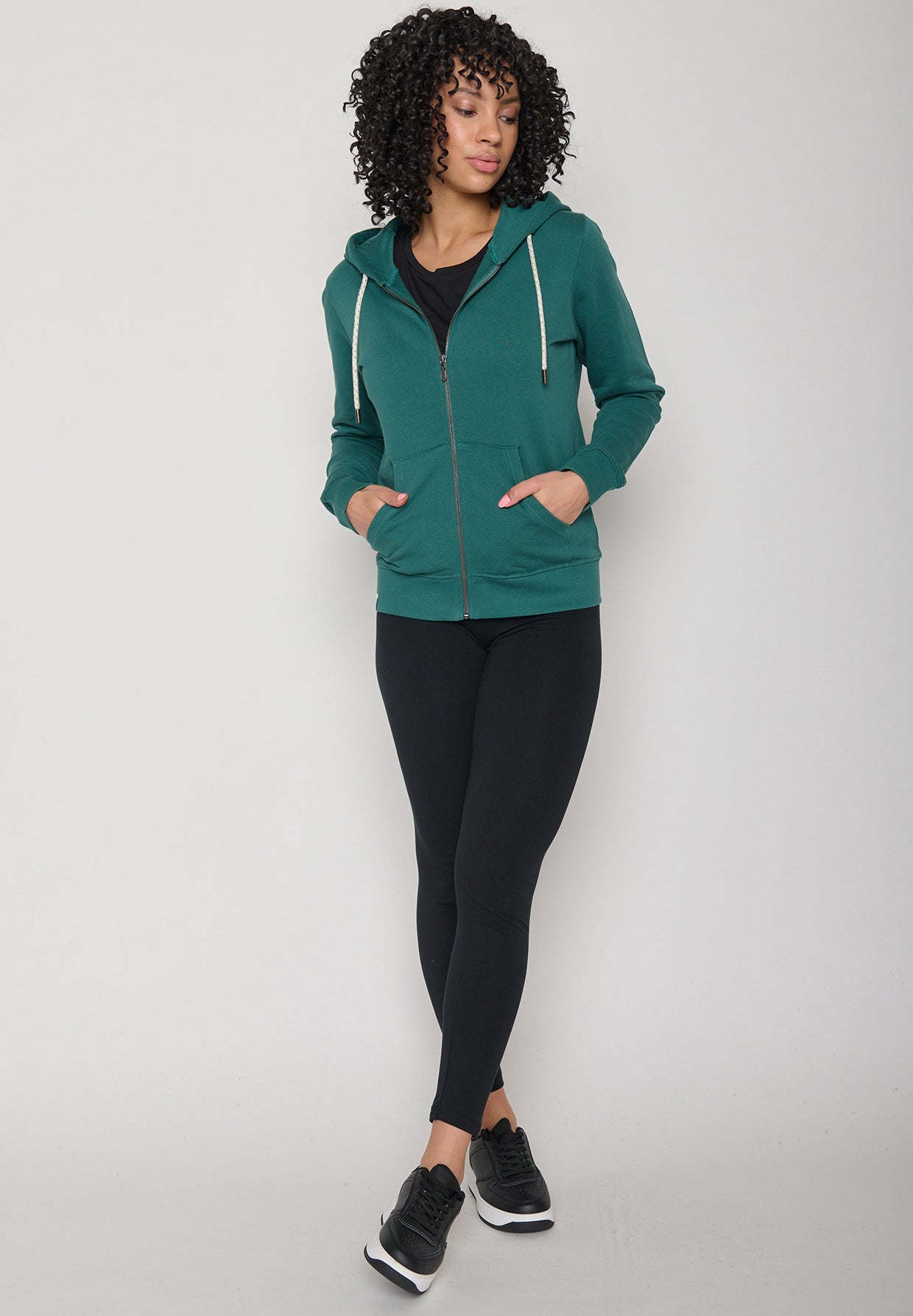 Jungle Green: Gemütliche Zipjacke aus Bio-Baumwolle für Damen [11658]