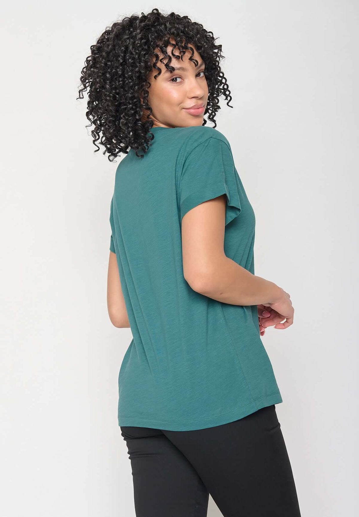 Grün:  Lässiges T-Shirt aus Bio-Baumwolle für Damen [11862]