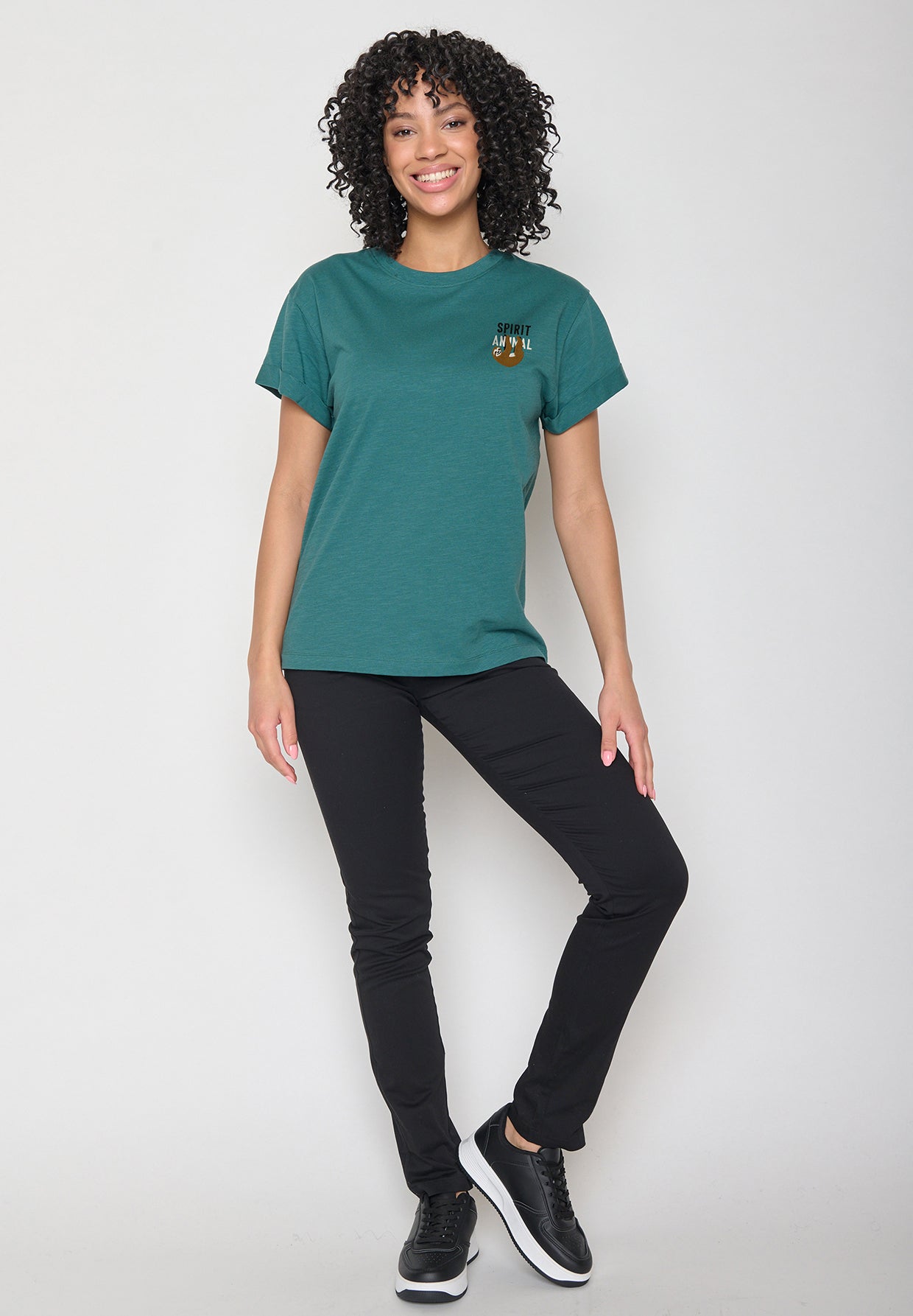 Jungle Green: Lässiges T-Shirt aus Bio-Baumwolle für Damen [11863]