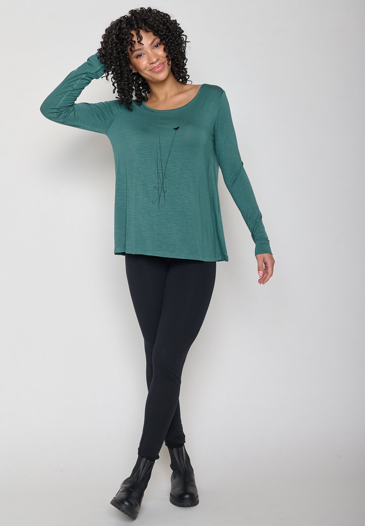 Jungle Green: Lässiges Longsleeve aus Viskose (LENZING™ ECOVERO™) Mix für Damen [12150]