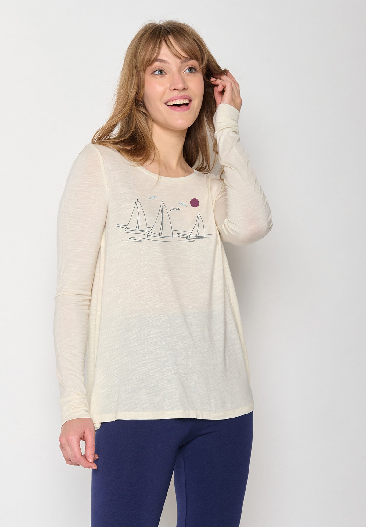 Creme White: Lässiges Longsleeve aus Viskose (LENZING™ ECOVERO™) Mix für Damen [12202]