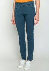 Blau:  Gemütliche Chino aus Bio-Baumwoll Mix für Damen [15382]