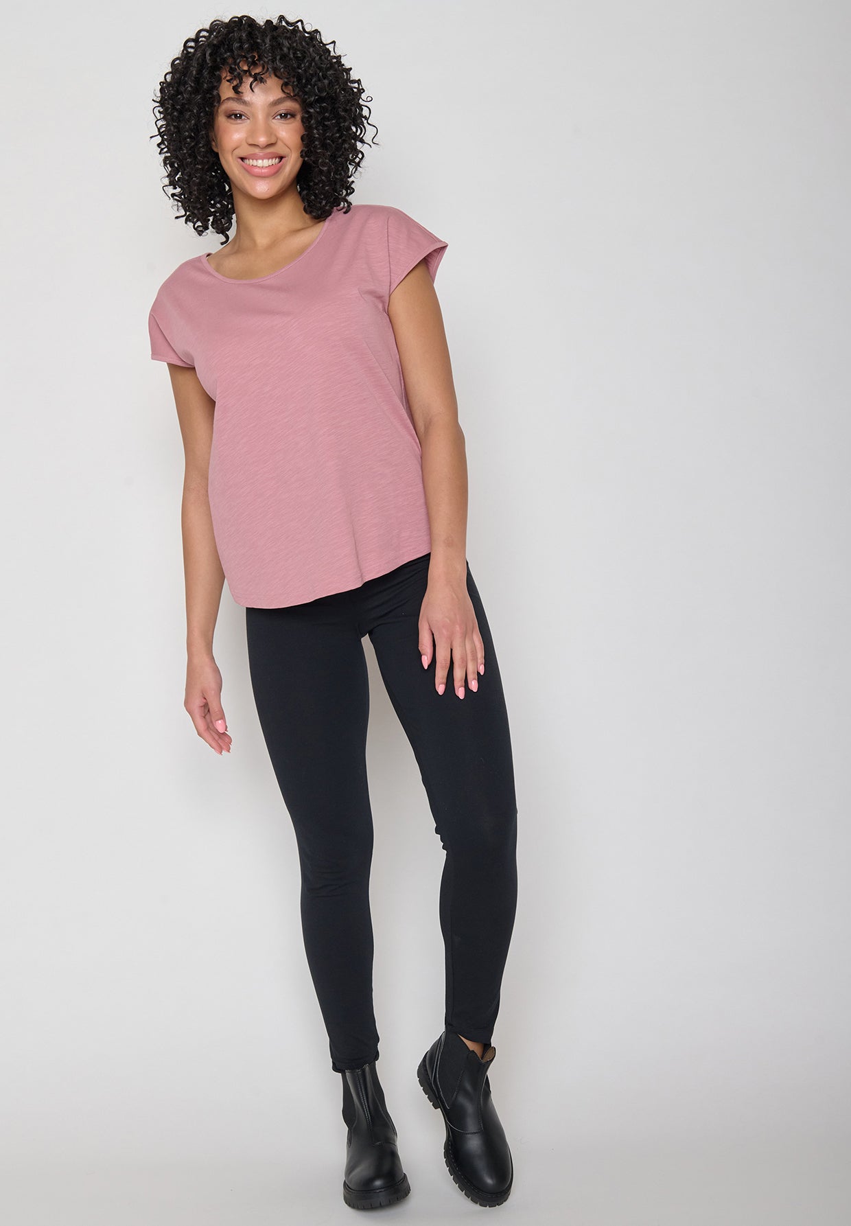 Rosa:  Sportliches T-Shirt aus Bio-Baumwolle für Damen [16112]