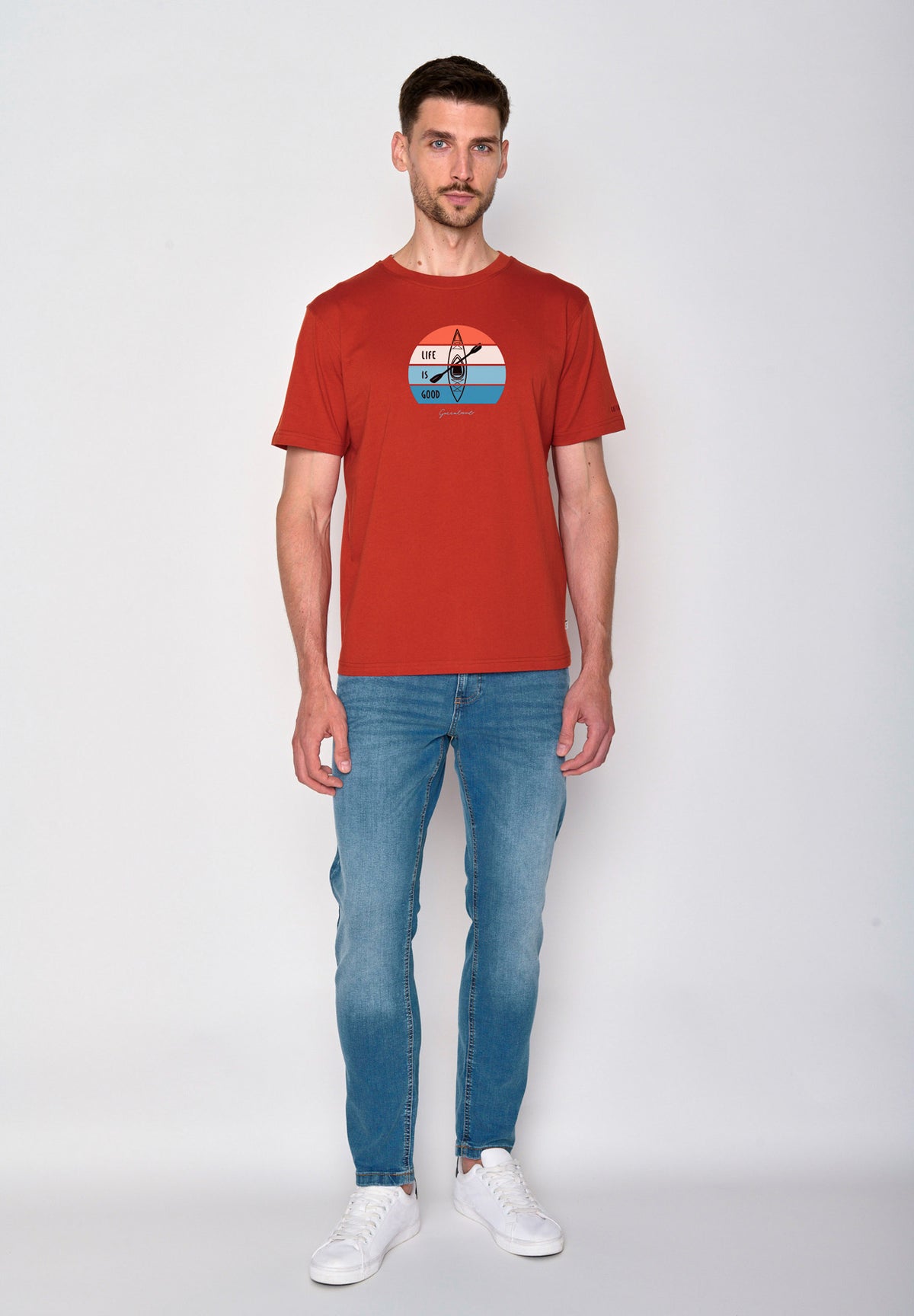 Clay Red: Lässiges Oversize-T-Shirt aus Bio-Baumwolle für Herren [16401]