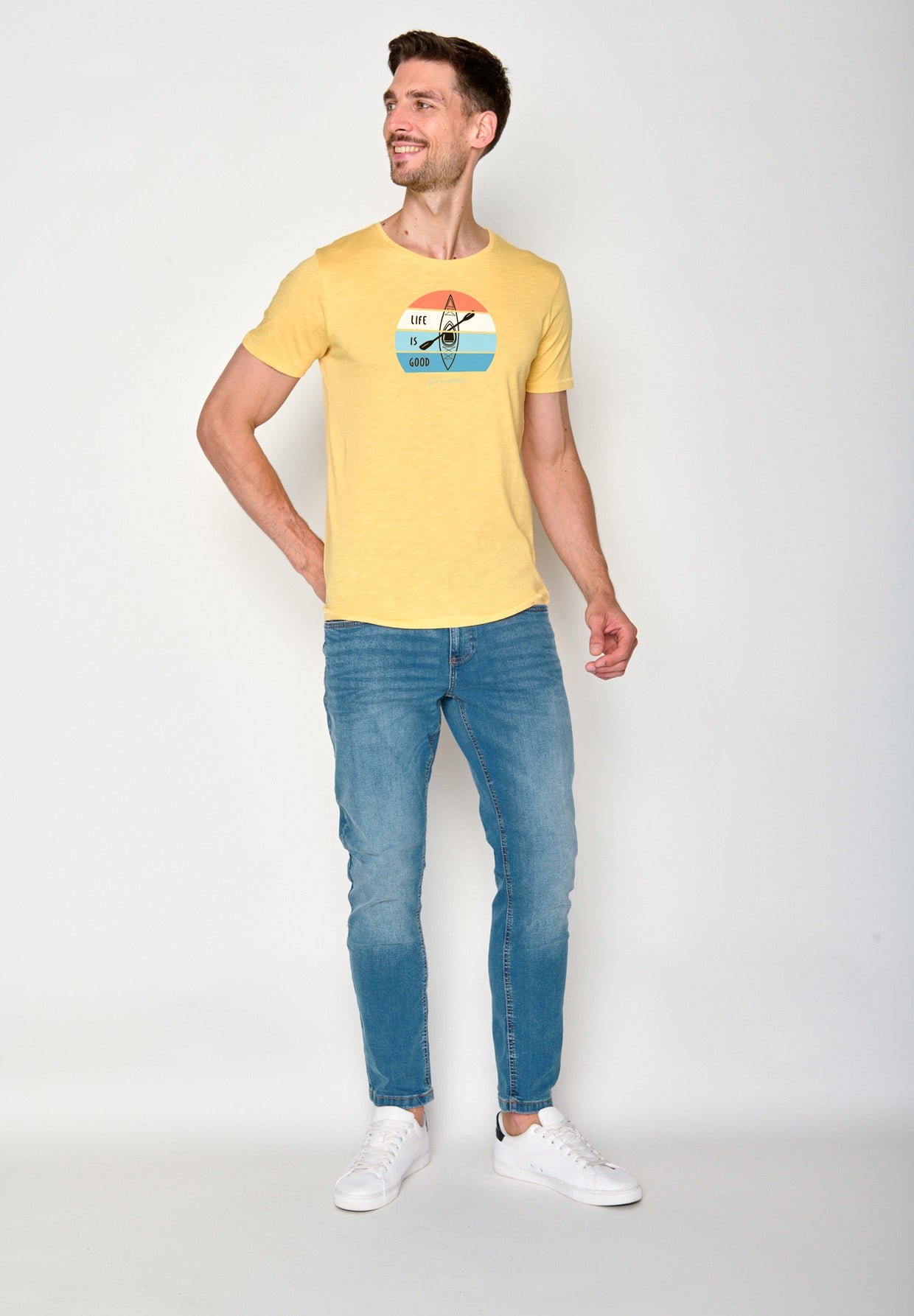 Pastel Yellow: Sportliches T-Shirt aus Bio-Baumwolle für Herren [16426]