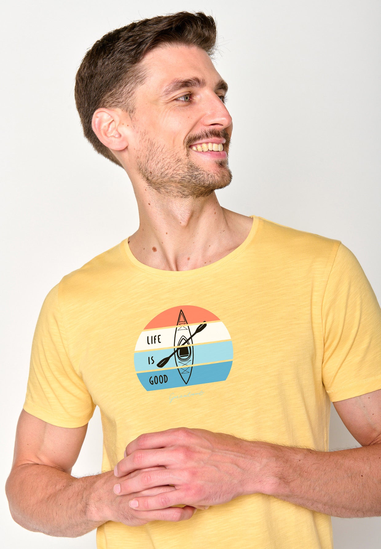 Pastel Yellow: Sportliches T-Shirt aus Bio-Baumwolle für Herren [16430]