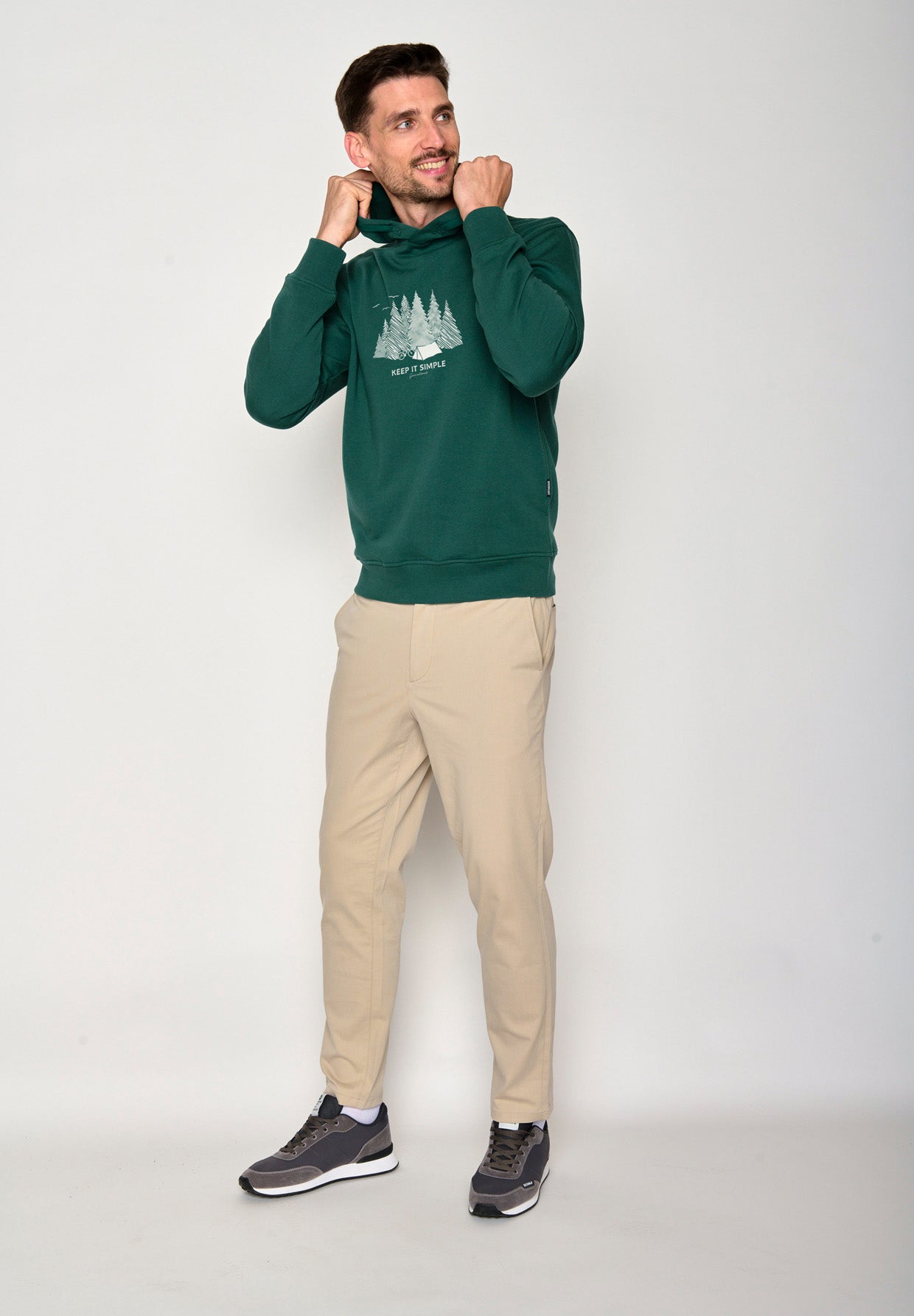 Grün:  Kuschliger Hoodie aus Bio-Baumwolle für Herren [16450]