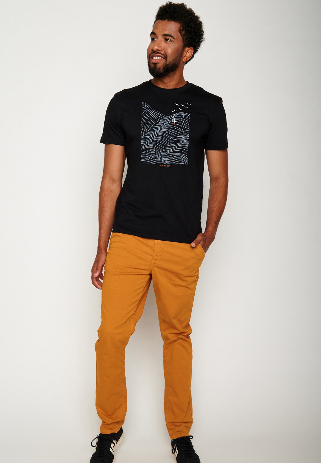 Schwarz:  Sportliches T-Shirt aus Bio-Baumwolle für Herren [16464]