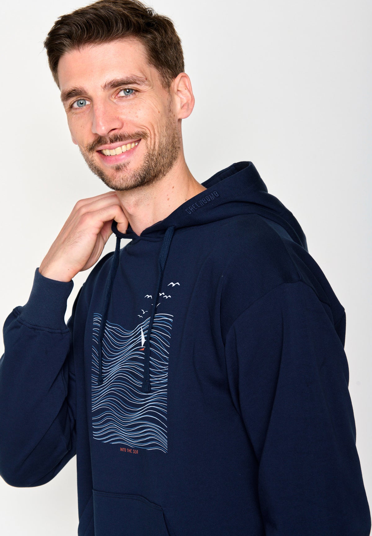 Navy: Gemütlicher Hoodie aus Bio-Baumwolle für Herren [16476]