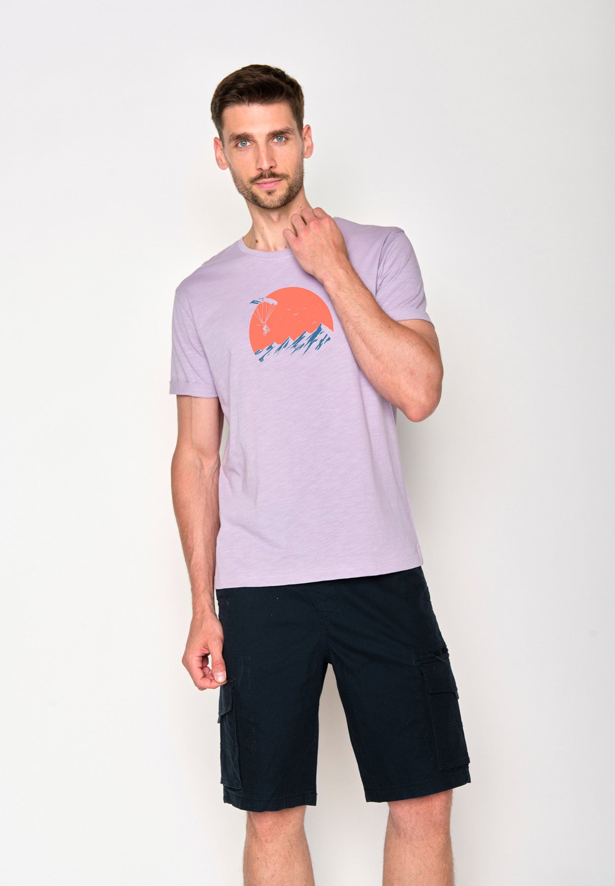 Lilac: Lässiges T-Shirt aus Bio-Baumwoll Mix für Herren [16506]