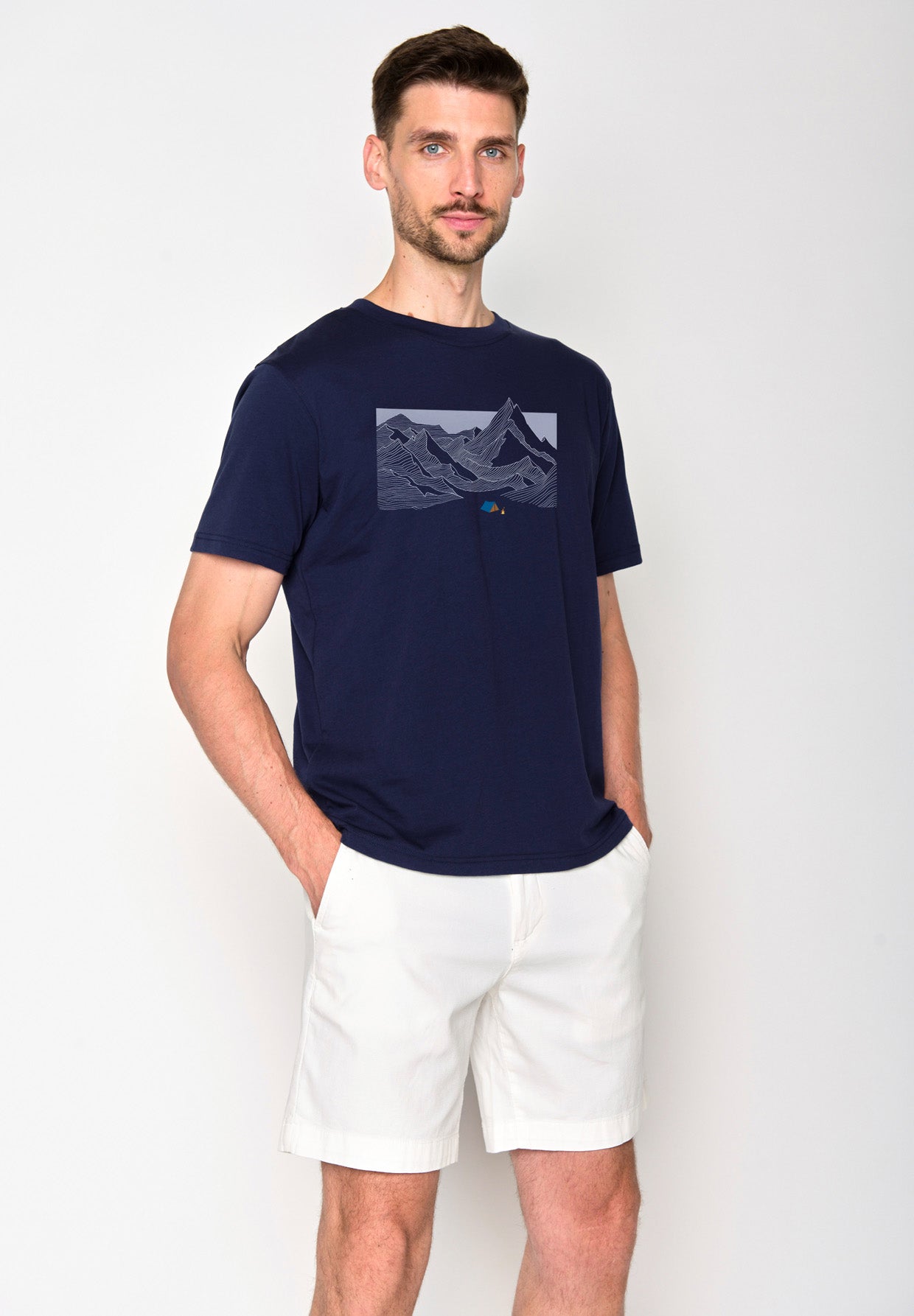 Navy: Lässiges Oversize-T-Shirt aus Bio-Baumwolle für Herren [16522]