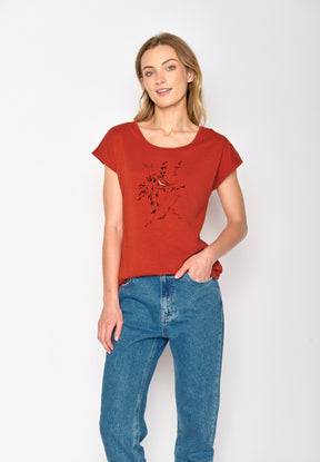 Clay Red: Lässiges T-Shirt aus Bio-Baumwolle für Damen [16691]