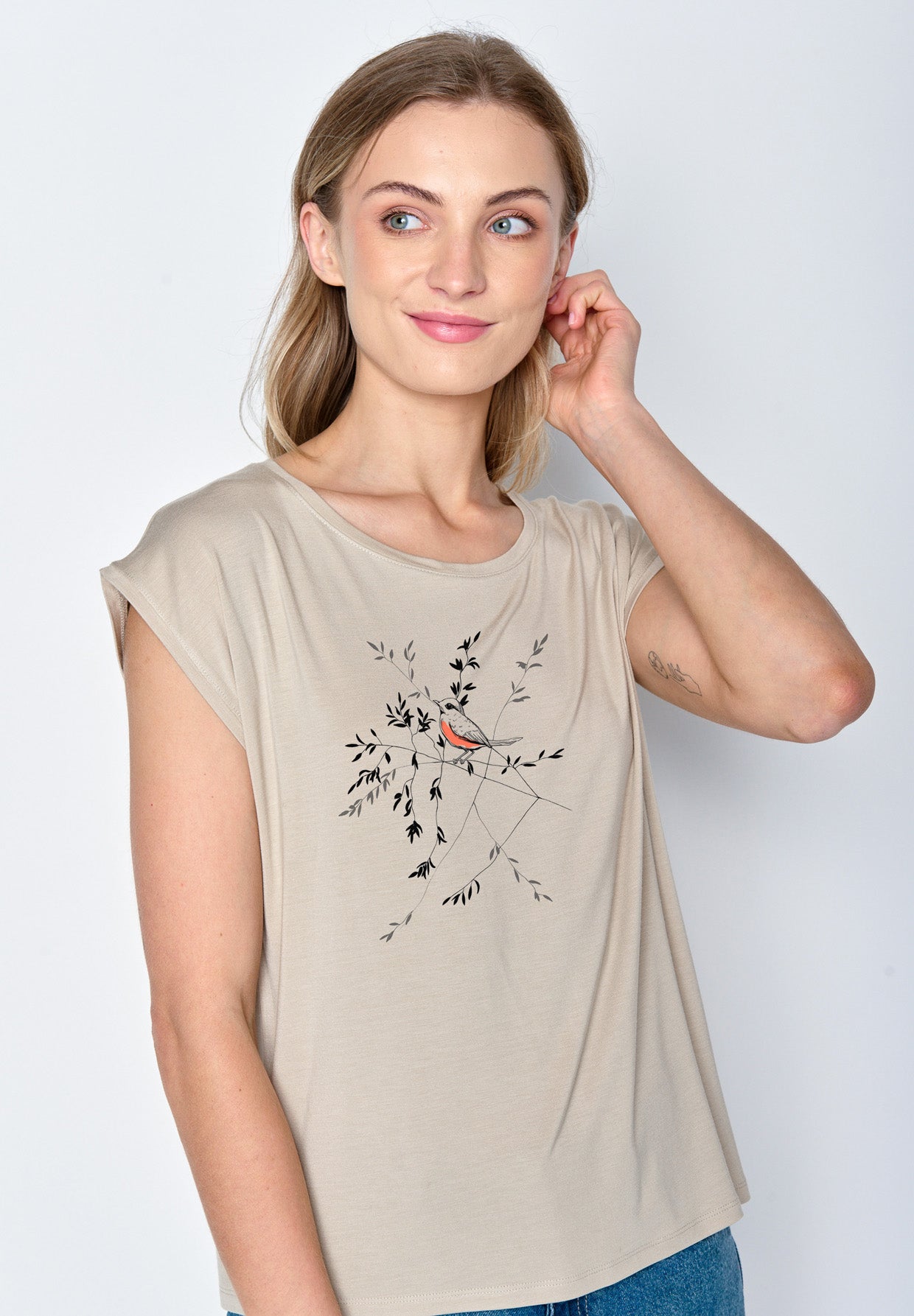 Latte: Lässiges Shirt aus LENZING™ TENCEL™ Mix für Damen [16710]