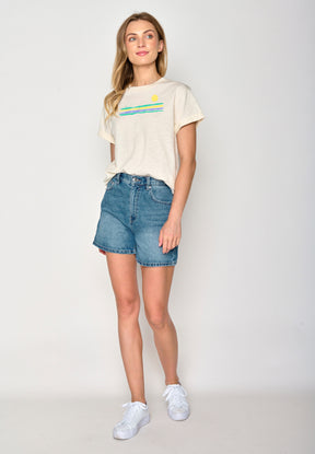 Creme White: Lässiges T-Shirt aus Bio-Baumwolle für Damen [16817]