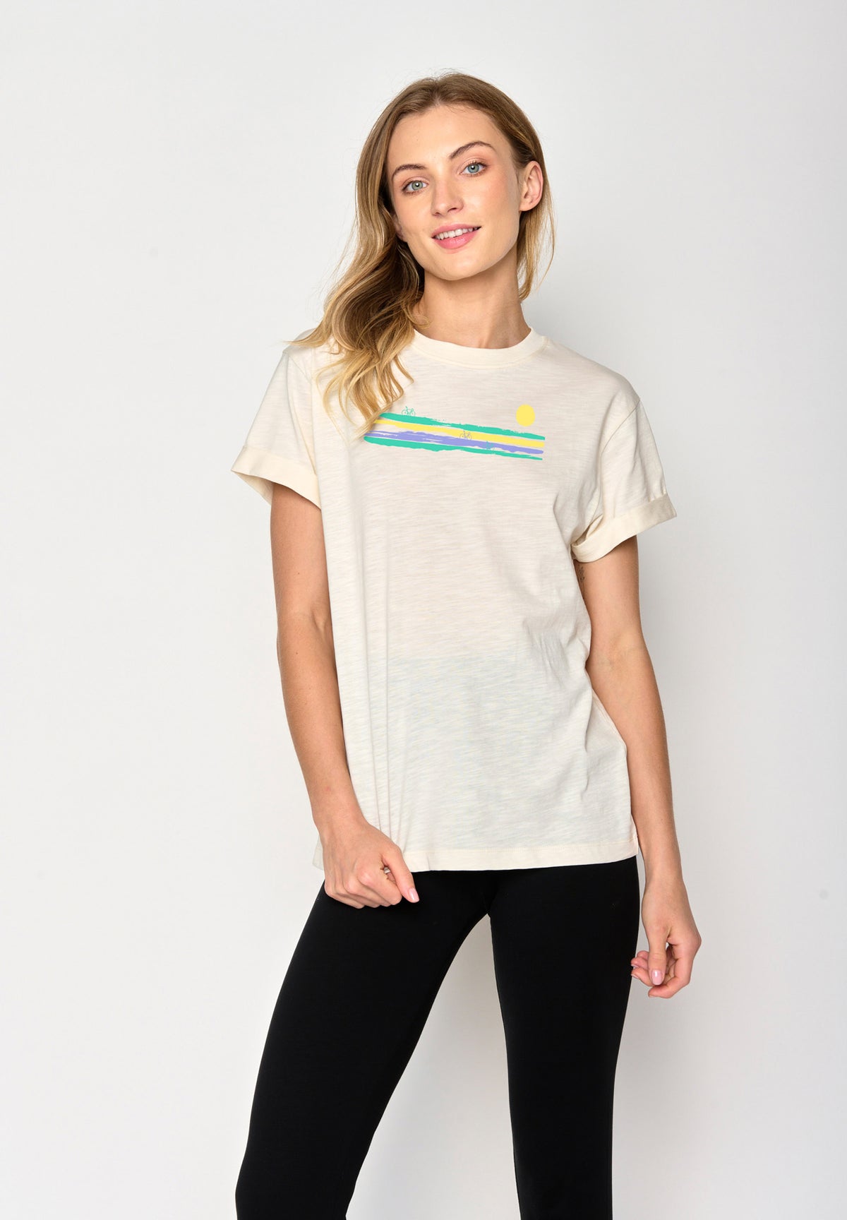 Creme White: Lässiges T-Shirt aus Bio-Baumwolle für Damen [16818]