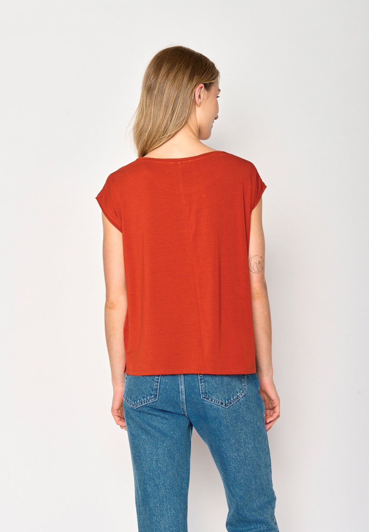 Clay Red: Lässiges Shirt aus LENZING™ TENCEL™ Mix für Damen [16875]