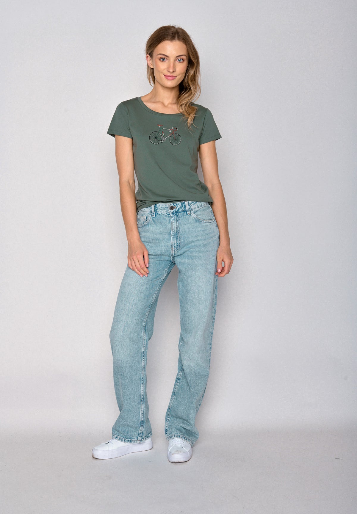 Olive: Sportliches T-Shirt aus Bio-Baumwolle für Damen [16895]